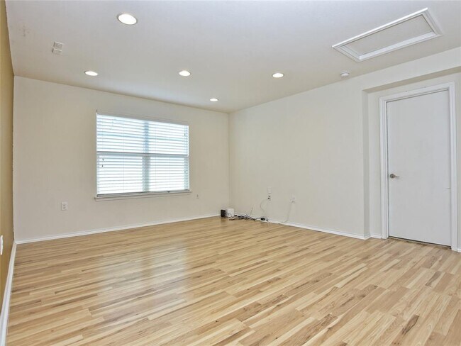 Building Photo - 6809 Sunderland Trail