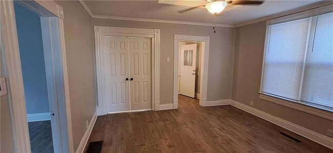 Building Photo - 221 E Colorado Ave