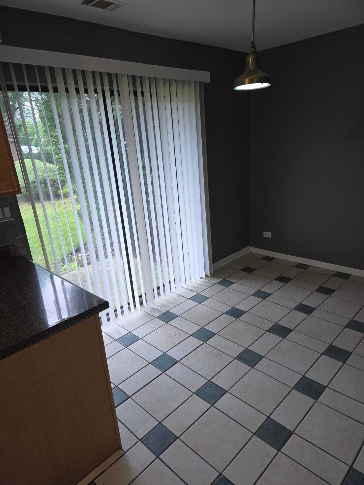 Building Photo - 346 E Rimini Ct