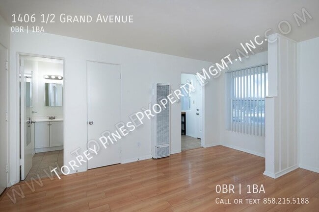 Building Photo - 1406 1/2 Grand Avenue-