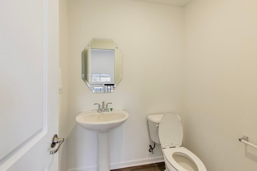 Half Bathroom - 12306 Tinsley St