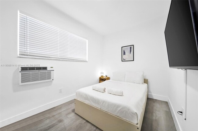 Primary Photo - 1029 SW 5th St