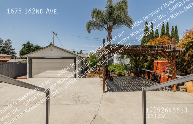 Building Photo - 1675 162nd Ave