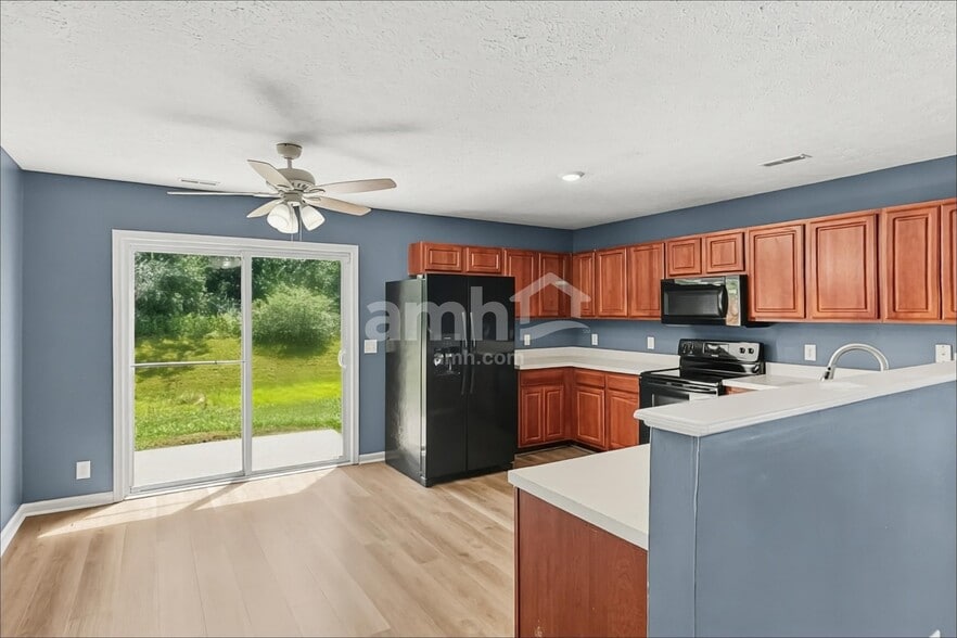 Building Photo - 3136 Hidden Creek Dr