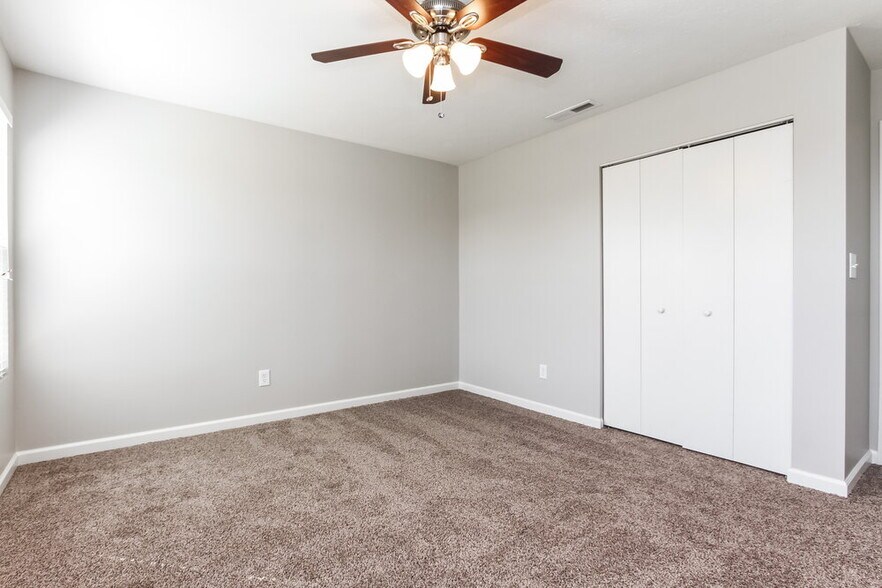 Building Photo - 8517 Sansa St