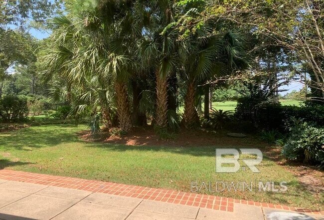 Building Photo - 30793 Pine Ct
