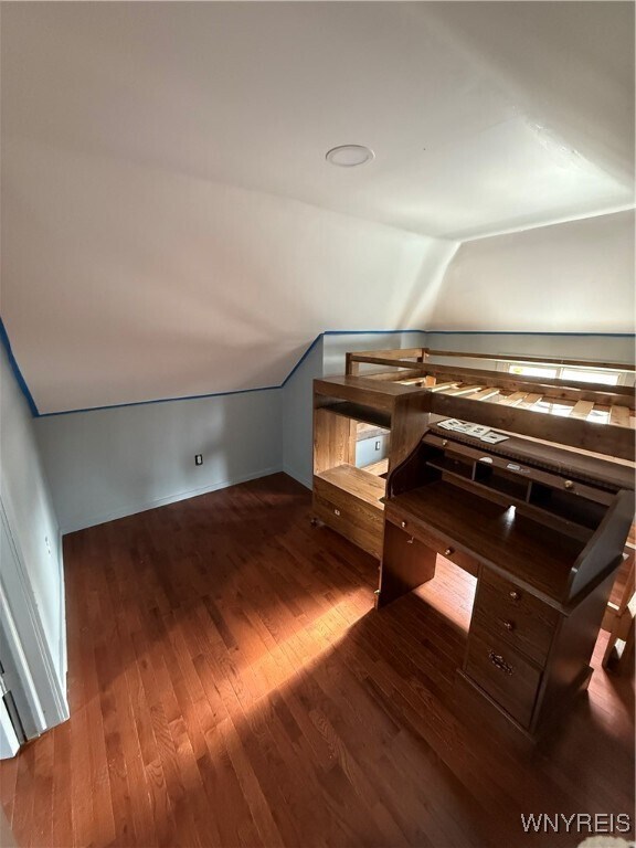 Building Photo - 26 Amber St