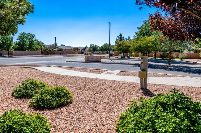 Building Photo - 10532 Coyote Canyon Pl NW