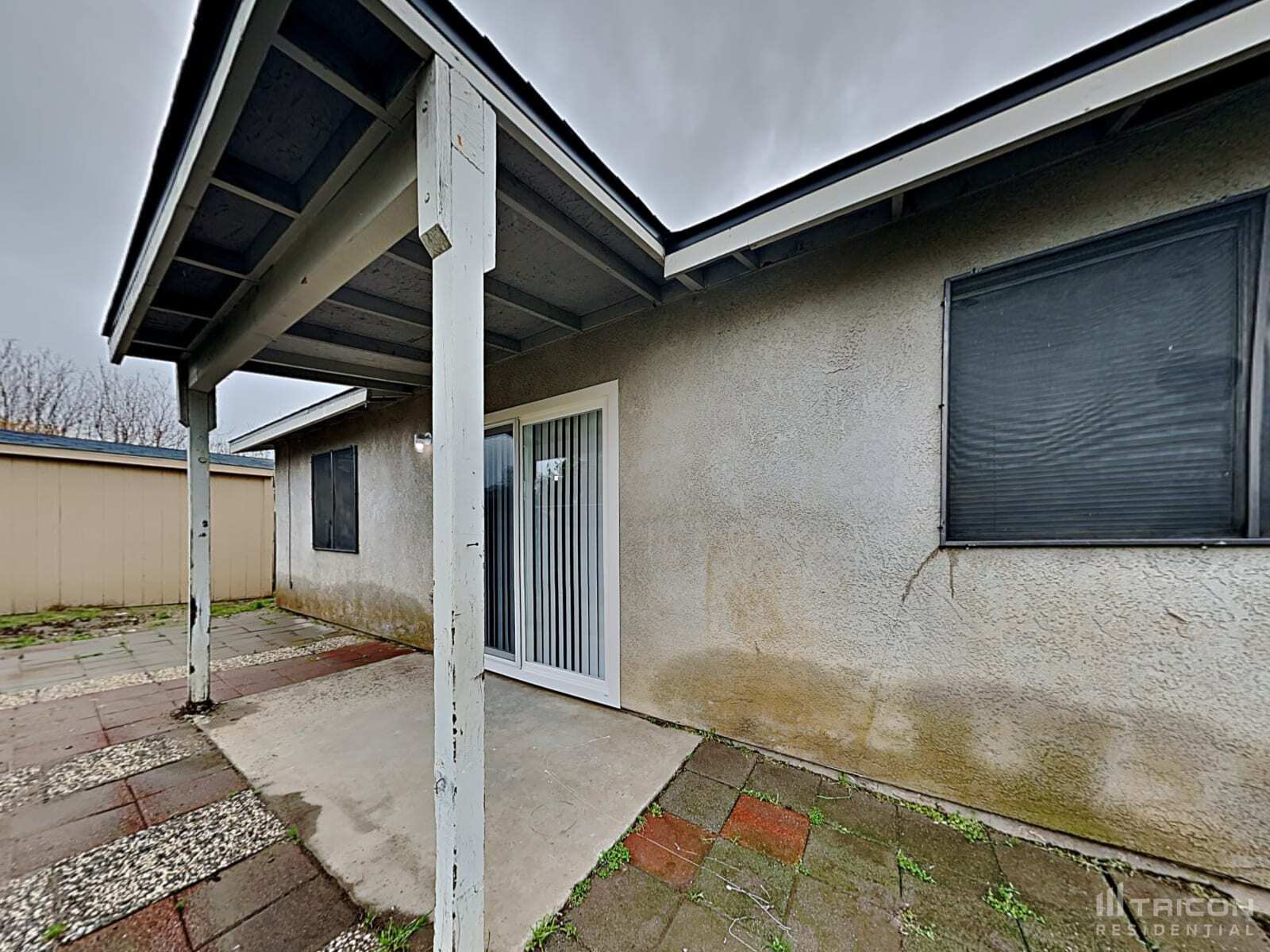 Building Photo - 601 Jeelu Way