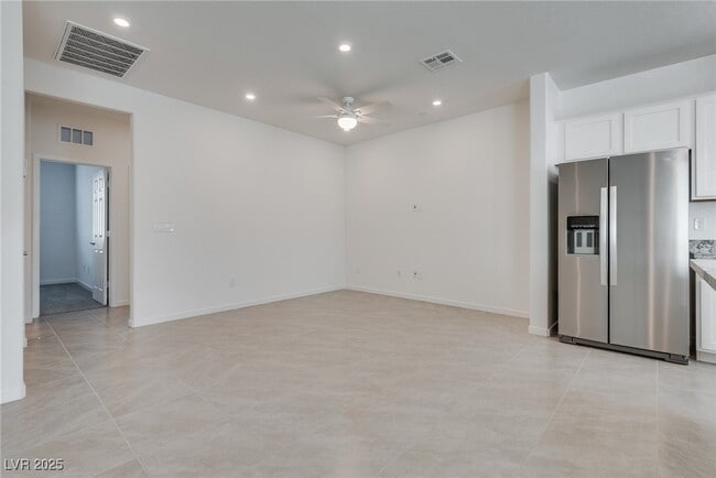 Building Photo - 6229 Dolosonte St