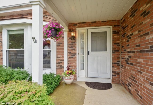 Building Photo - 1384 Marble Hill Dr