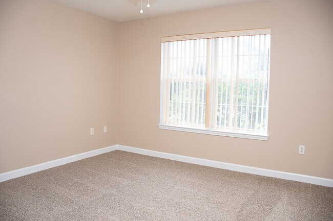 Building Photo - 522 Risen Star Dr