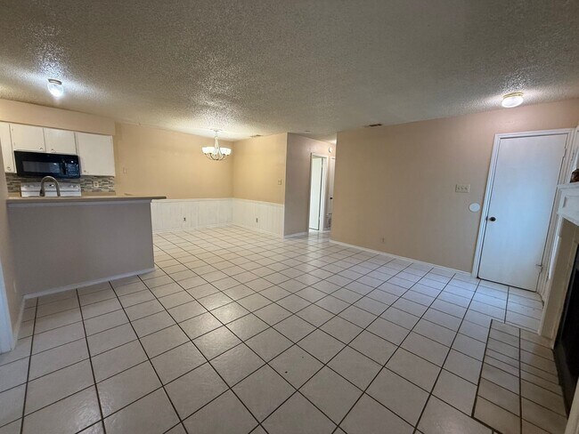 Building Photo - 11606 Castle Rock Ct