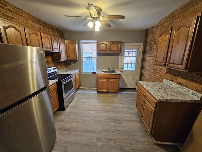 Building Photo - 3BR/2BA Townhome in Pigtown