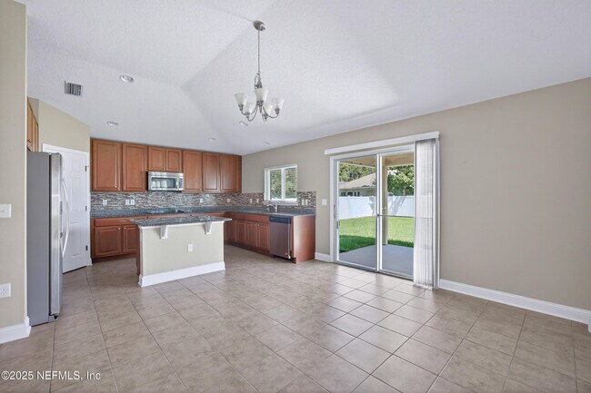 Building Photo - 67 Cres Cove Ct