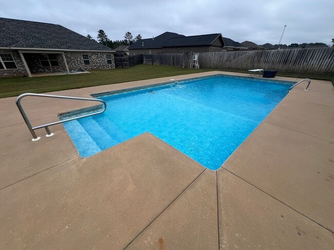 Building Photo - Available February!