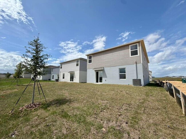 Building Photo - 3354 Alexander Dr