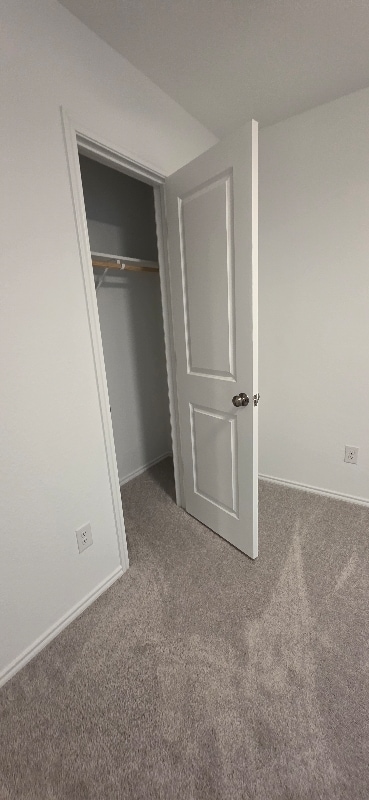 Building Photo - 115 Kings Row Ln