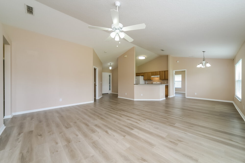 Building Photo - 2151 Antler Dr