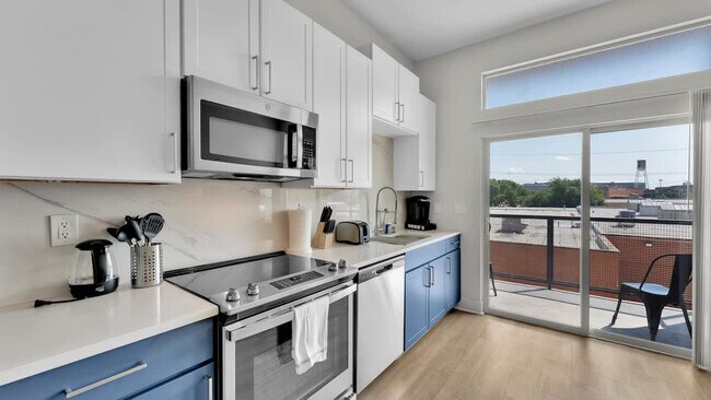 Building Photo - 2901 Indiana St