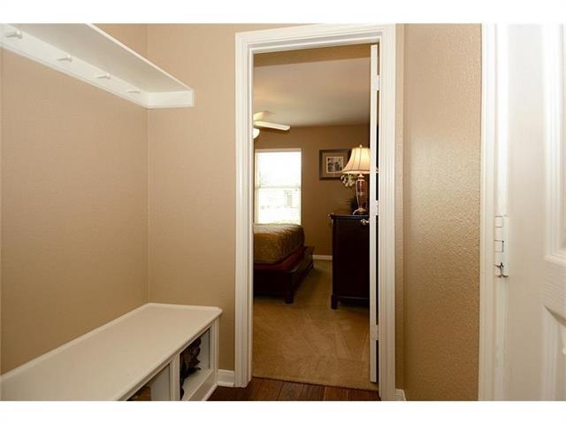 Building Photo - 7800 Shasta Dr