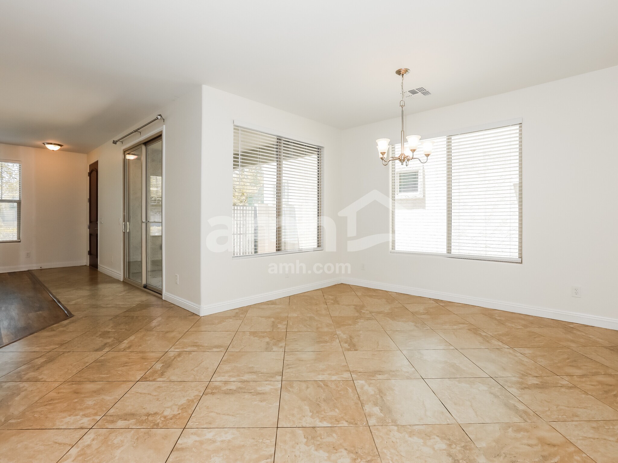 Building Photo - 3470 E Orchid Ln
