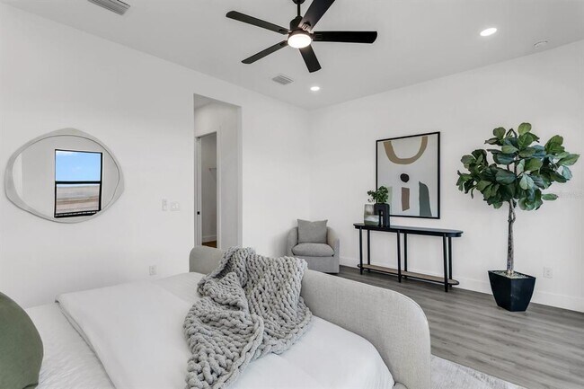 Building Photo - 7016 S Mascotte St