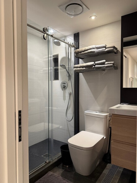 Building Photo - 4000 Arkansas Ave NW