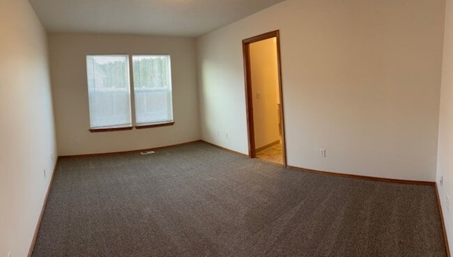 Building Photo - $2,350 / 3br - 1240ft2 - ?? NICE Valley 3Bd 2Ba Rancher! Ready Now! #1338 ?? (Spokane Valley)