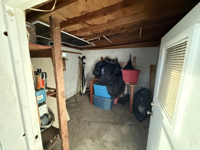 Building Photo - 7246 FL-44