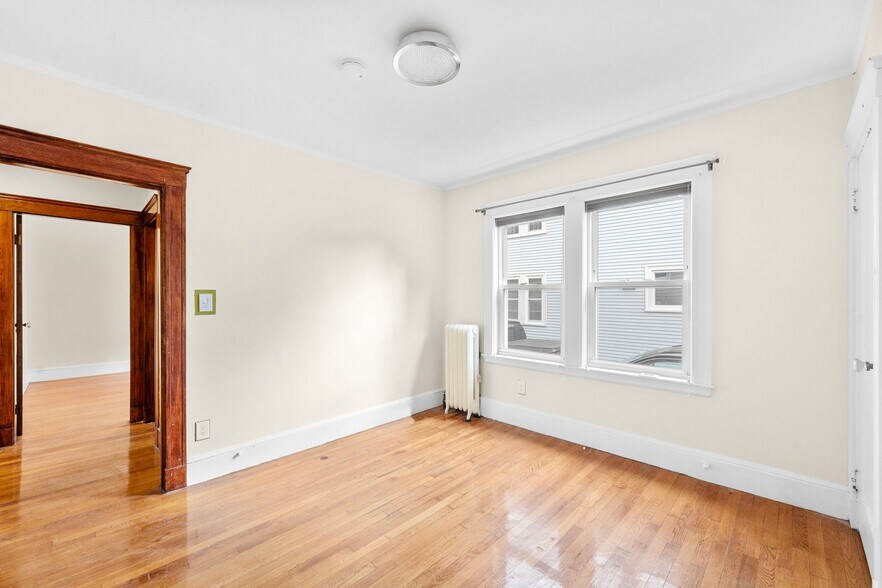 Building Photo - 159 Palmer St