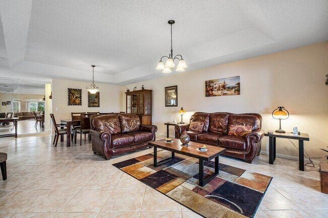 Building Photo - 9155 Pine Springs Dr