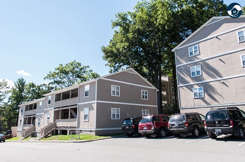 Building Photo - 229 E King St