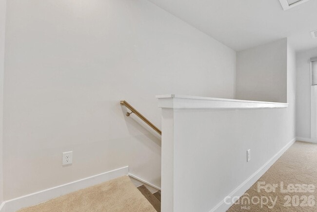 Building Photo - 440 Spearfield Ln