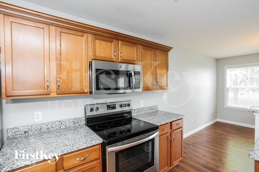 Building Photo - 3807 Tartan Trail