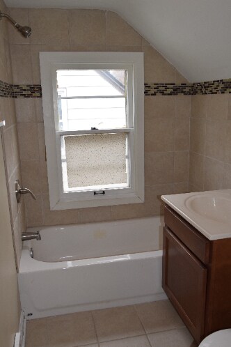 Building Photo - 4070 Wyncote Rd