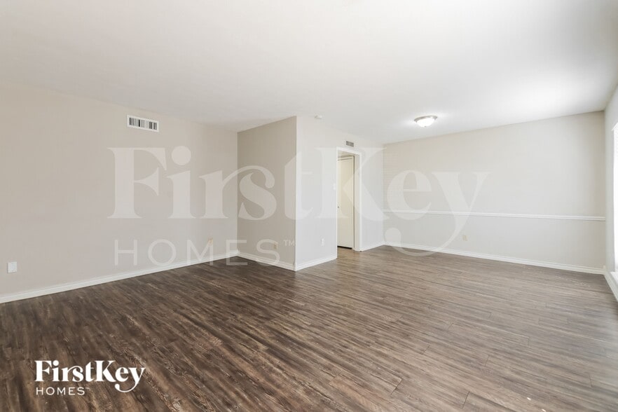 Building Photo - 3729 Dumas Trail