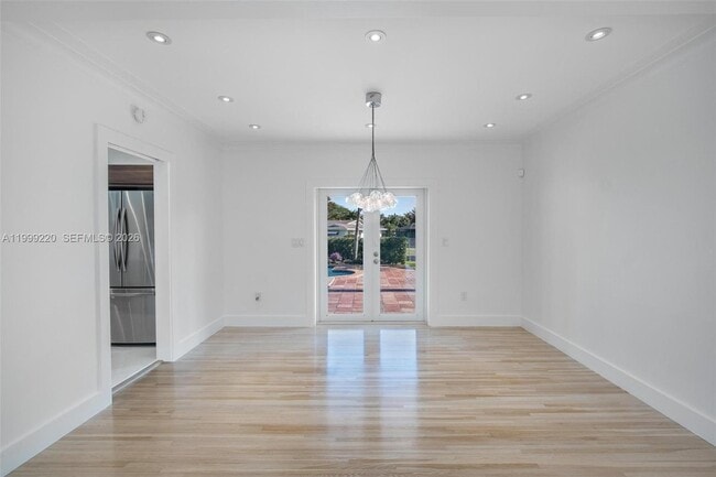 Building Photo - 11401 SW 72nd Pl