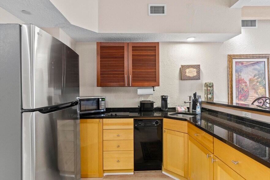 Building Photo - 101 Palm Harbor Pky