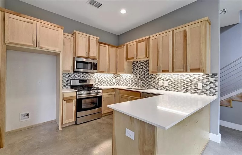 Building Photo - 800 Valdez St