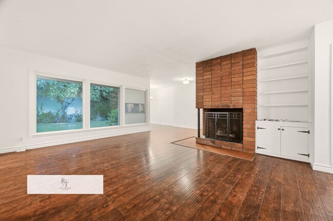 Building Photo - 6928 Vanscoy Ave