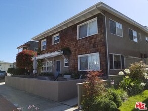 Building Photo - 731 S Catalina Ave
