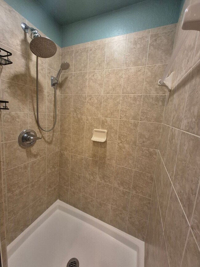 Building Photo - It's a lifestyle!