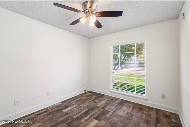 Building Photo - 2471 Coachman Lakes Dr