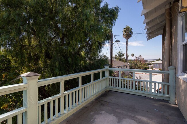 Building Photo - OPEN HOUSE: 11/15 3:30-4:30PM ~ 1 BR with ...