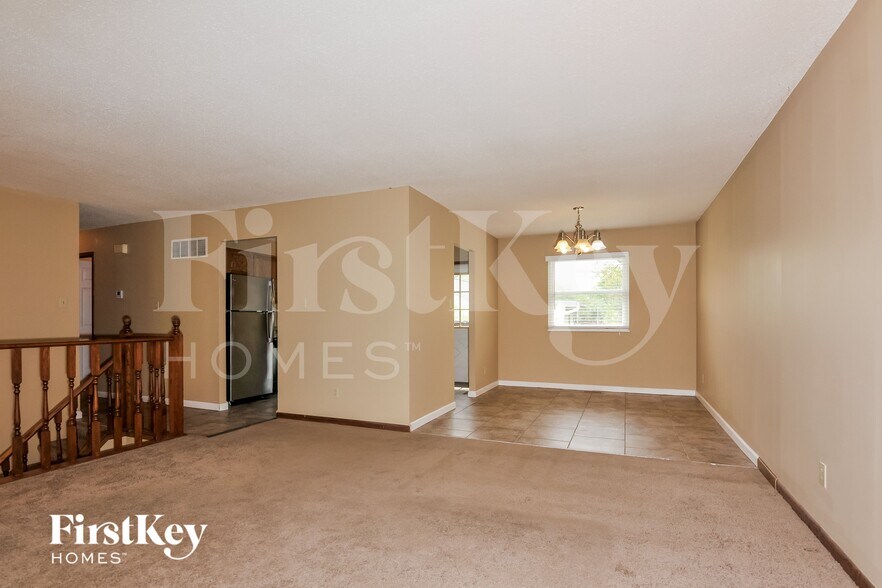 Building Photo - 2605 Westminister Dr