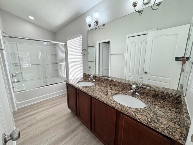Building Photo - 10703 Yellow Tiger Lily Dr