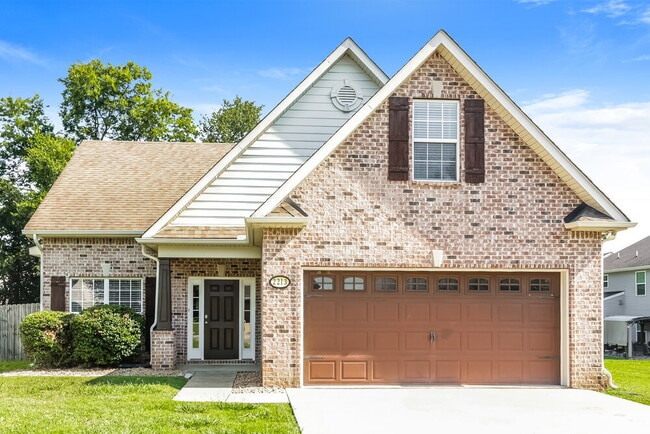 Building Photo - 2213 Strickland Dr