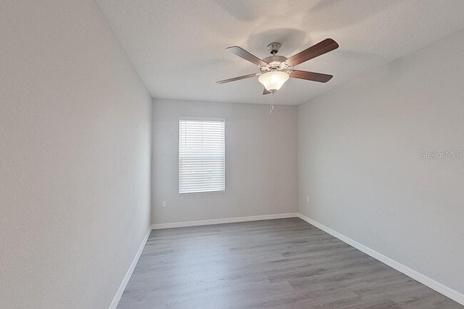 Building Photo - 8610 SW 44th Ct