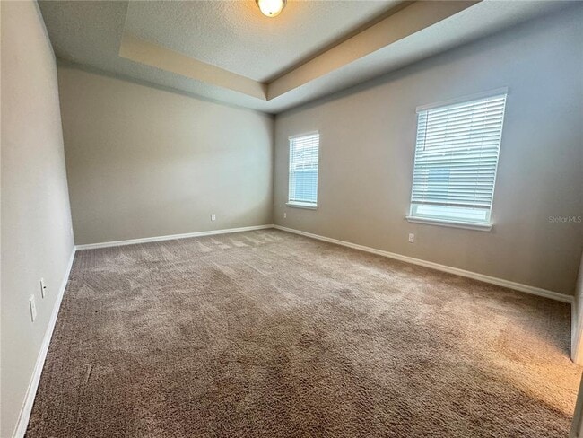 Building Photo - 440 Venetian Palms Blvd